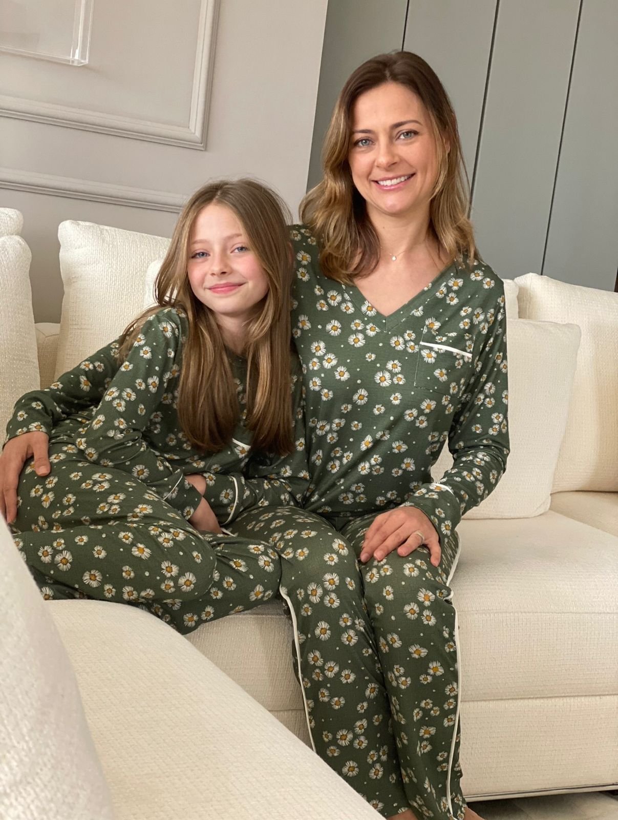 PIJAMA ADULTO SEM BOTÕES MARGARIDAS