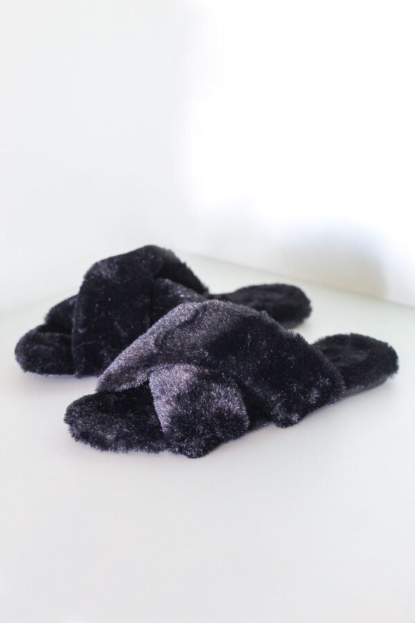 PANTUFA CHINELINHO PRETO