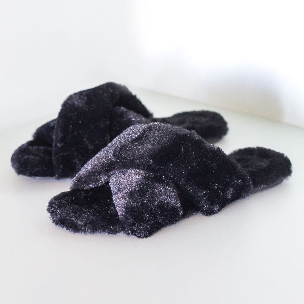 PANTUFA CHINELINHO PRETO