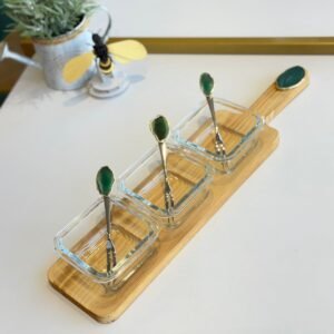 PETISQUEIRA DE MADEIRA COM ÁGATA VERDE